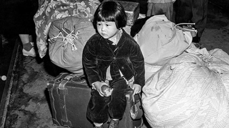 Πέθανε από κορωνοϊό σε ηλικία 80 ετών «το κοριτσάκι με τη βαλίτσα»