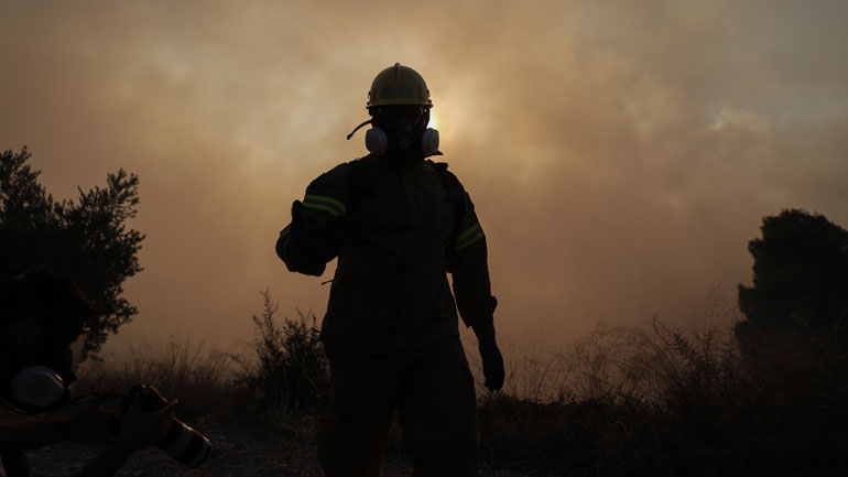 Ρέθυμνο: Υπό μερικό έλεγχο η πυρκαγιά στην περιοχή Δαμνόνι του Αγίου Βασιλείου