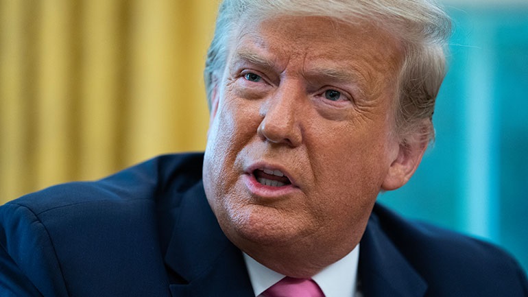 Ο Τραμπ δεν ανησυχεί για την επιστροφή του γιου του και των εγγονιών του στο σχολείο λόγω Covid-19