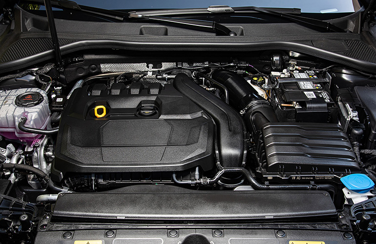 Κινητηρές από 999 κ.εκ.