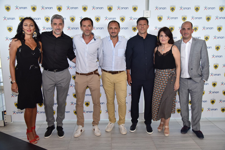 Μαίρη Βεργέτη, Βοηθός Μάρκετινγκ και υπεύθυνη social media της ΕΠΟ, Κωνσταντίνος Κωνσταντινίδης, Τεχνικός Διευθυντής Εθνικών ομάδων, Γιάννης Γκούμας, Προπονητής Εθνικής Ομάδας Ελπίδων, Μιχάλης Βαλκάνης, Βοηθός Προπονητή Εθνικής Ανδρών, Τάκης Φύσσας, Αθλητικός Διευθυντής Εθνικής Ανδρών, Έλλη Μελαχροινίδου, Εμπορική διευθύντρια ΕΠΟ, Μπάμπης Παπαδόπουλος, Προϊστάμενος εμπορικού τμήματος ΕΠΟ