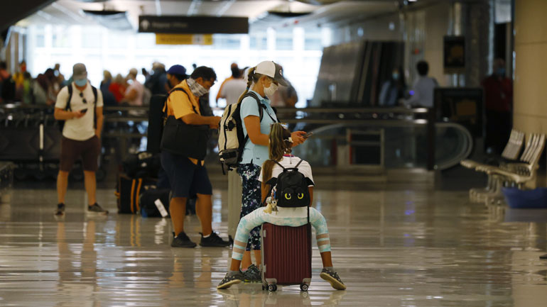 ΗΠΑ: Περισσότερα από 2.600 νέα κρούσματα κορωνοϊού καταγράφονται κατά μέσο όρο κάθε ώρα