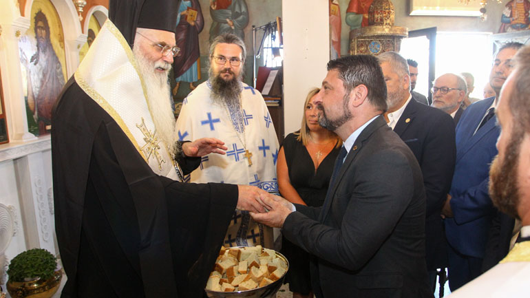 Μνημόσυνο για τα θύματα της φωτιάς στο Μάτι