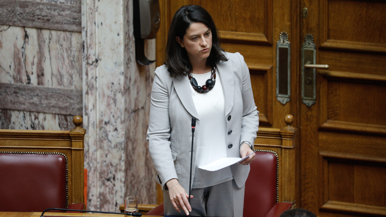 Νομοσχέδιο για την ιδιωτική εκπαίδευση: Αντιπαράθεση Κεραμέως και αντιπολίτευσης στη Βουλή