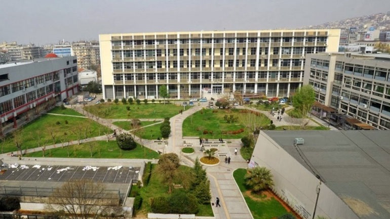 Τραγωδία στη Θεσσαλονίκη: Φοιτητής έπεσε στο κενό από τις φοιτητικές εστίες του ΑΠΘ