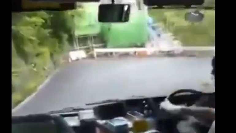 Κίνα: Ο παρανοϊκός οδηγός και οι φοβισμένοι επιβάτες