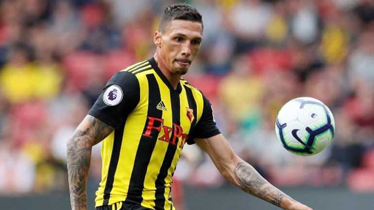 Ο Χολέμπας μένει ελεύθερος από την Γουότφορντ