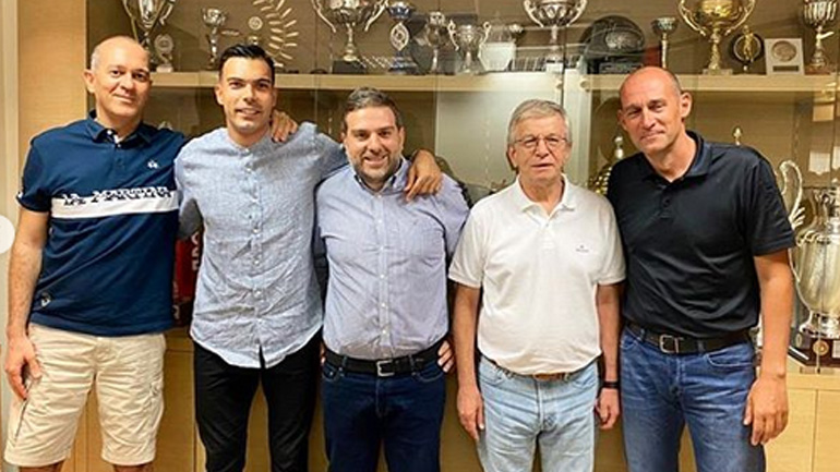 Σλούκας: «Επέστρεψα στο σπίτι μου»