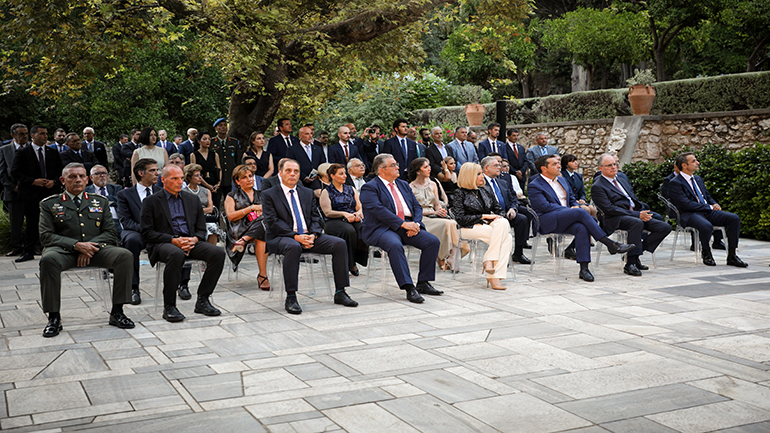 Η προκλητικότητα της Τουρκίας και η μετατροπή της Αγίας Σοφίας σε τζαμί κυριάρχησαν κατά την δεξίωση για την 46η επέτειο αποκατάστασης της Δημοκρατίας 