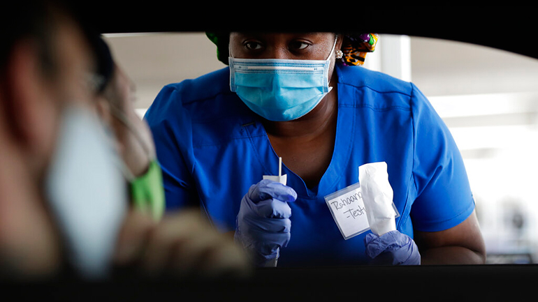 ΗΠΑ: Πάνω από 1.100 οι νεκροί και 70.000 κρούσματα για δεύτερη συνεχόμενη μέρα