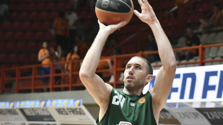 «Χτυπάει» τον Ματ Λοτζέσκι η ΑΕΚ