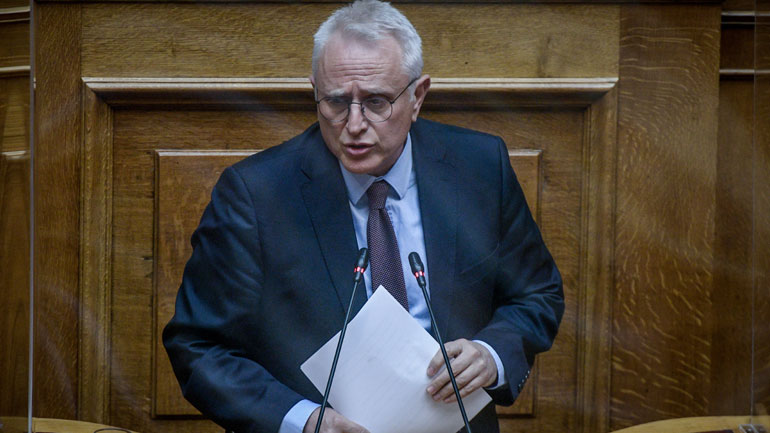 Ο ΣΥΡΙΖΑ αποδίδει ευθύνες στην κυβέρνηση για την πυρκαγιά στην Κορινθία