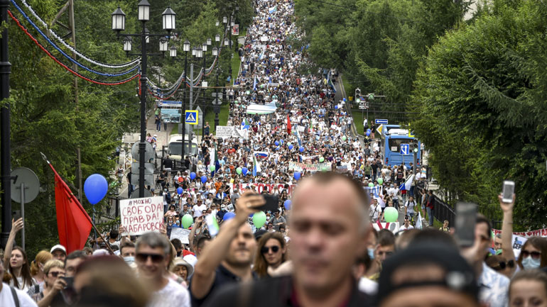 Ρωσία: Διαδηλώσεις στο Χαμπαρόφσκ εναντίον της αποπομπής και σύλληψης τοπικού κυβερνήτη