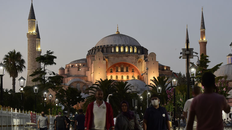 Εκπρόσωπος της Ε.Ε: Η μετατροπή της Αγίας Σοφίας σε τέμενος «προωθεί τον διχασμό»