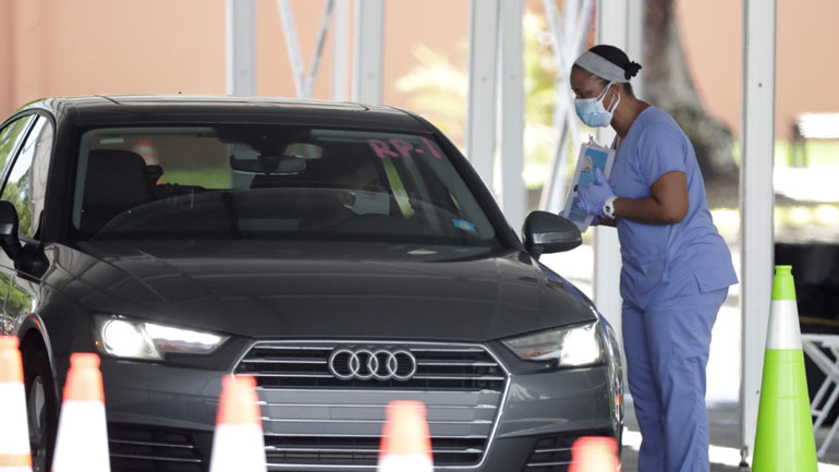 Περισσότερα από 1.100 κρούσματα κορωνοϊού καταγράφηκαν μέσα σε μία ημέρα στην Ουκρανία