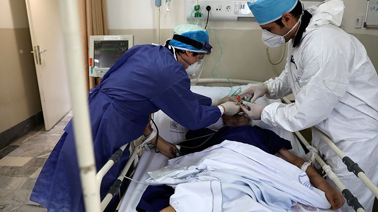 Ιράν: 216 νέοι θάνατοι από κορωνοϊό – Ανησυχία για «κόπωση» του νοσηλευτικού προσωπικού