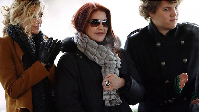 Priscilla Presley για την αυτοκτονία του εγγονού της: «Το σοκ της απώλειας του Ben ήταν συντριπτικό»