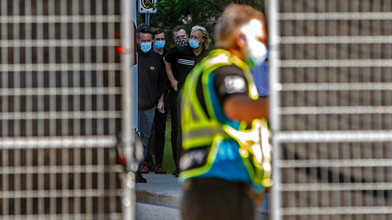 Καναδάς: Οι νεαροί ενήλικες αποτελούν την πλειονότητα των νέων κρουσμάτων στη χώρα