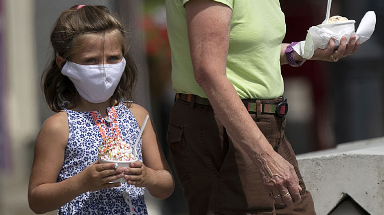 Ιταλία: 1.000 ευρώ πρόστιμο σε όποιον δεν φορά μάσκα σε κλειστούς χώρους στην Καμπανία και στη Νάπολη