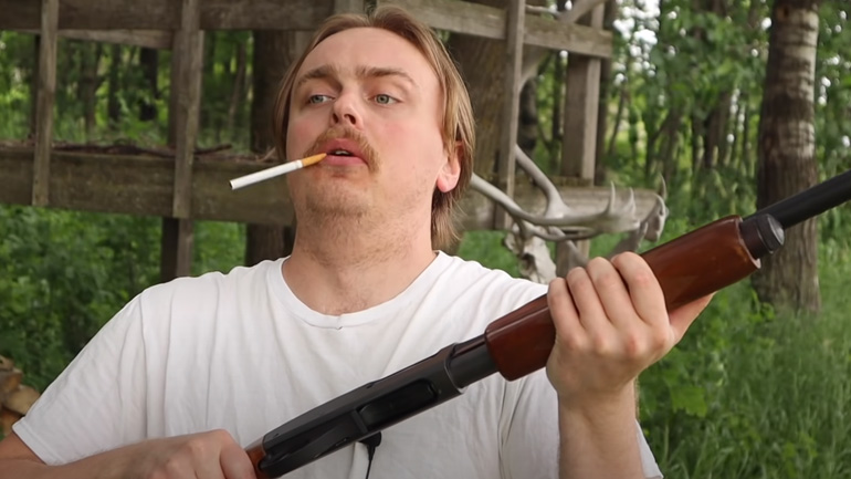 Πώς χρησιμοποιούνται τα όπλα στις ταινίες