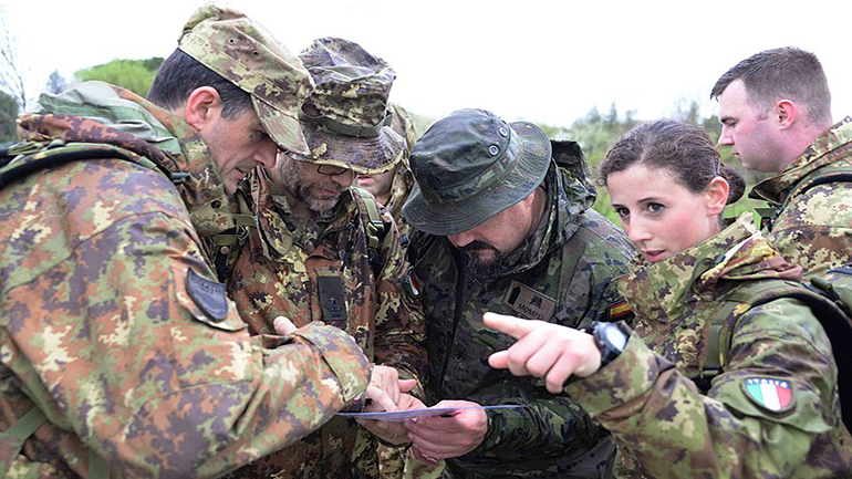 Ιταλία: Ο Στρατός θα αναλάβει την φύλαξη των κέντρων παραμονής μεταναστών