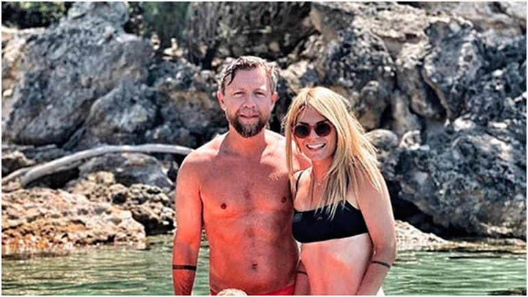 Νατάσα Σκαφιδά – Γιάννης Βαρδής: Αναβλήθηκε η βάπτιση του γιου τους λόγω κορωνοϊού