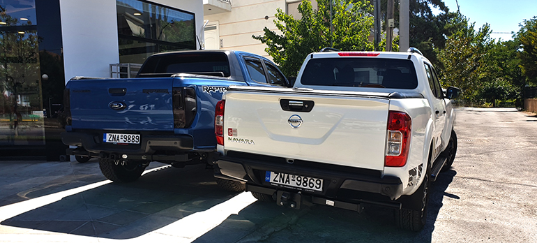 Pick up σημαίνει (εκτός από αγροτικες δουλειές), χώροι, άνεση, πολυτέλεια, δύναμη και αγριάδα! (στη φωτό Nissan Navara N Guard και Ford Ranger Raptor)
