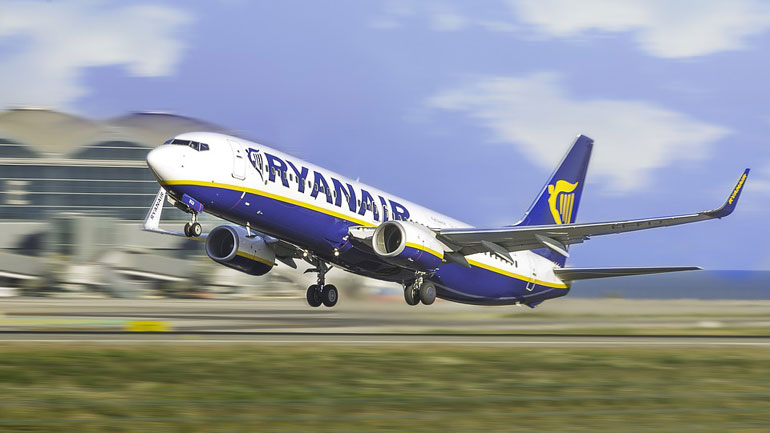 H Ryanair δεν θα μειώσει τις πτήσεις της προς την Ισπανία