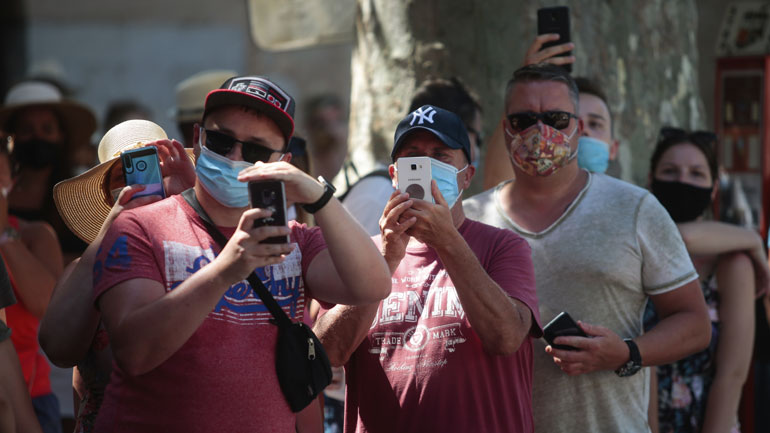 Ισπανία: Η Καταλονία θα λάβει αυστηρότερα μέτρα αν δεν βελτιωθεί η υγειονομική κατάσταση