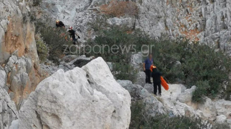 Χανιά: Τουρίστρια έπεσε στα βράχια και τραυματίστηκε