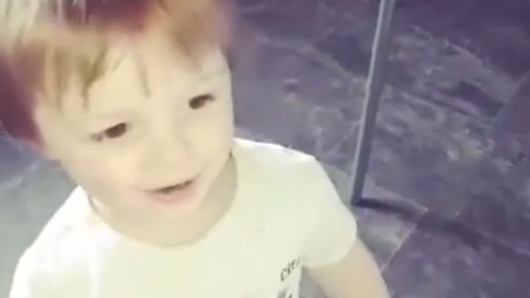 Πώς να καλέσετε ένα μικρό παιδί