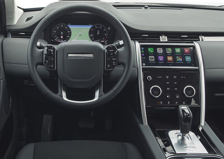 Το εσωτερικό του Land Rover Discovery Sport...