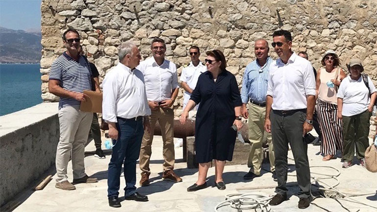 Αυτοψία Λ. Μενδώνη σε Μπούρτζι, Αρχαιολογικό Μουσείο Άργους και βυζαντινό κάστρο της Ν. Επιδαύρου