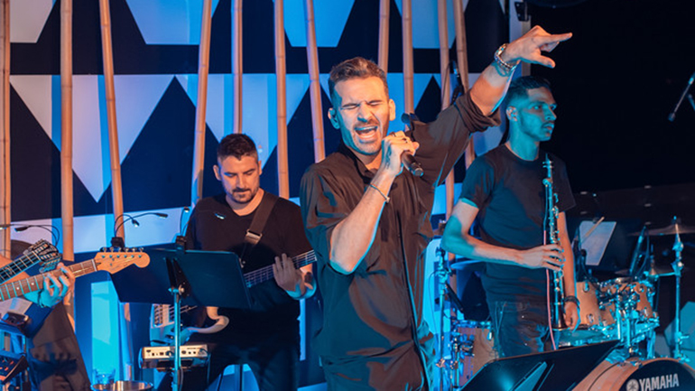 Νικηφόρος: Δείτε όλα όσα έγιναν στην παρουσίαση του νέου του δίσκου «Είναι που νιώθω»