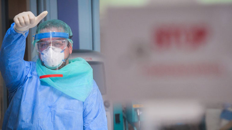 Κορωνοϊός: «Κοντά στο να μην τα καταφέρουμε το καλοκαίρι» δηλώνει ο πρόεδρος του ΠΙΣ