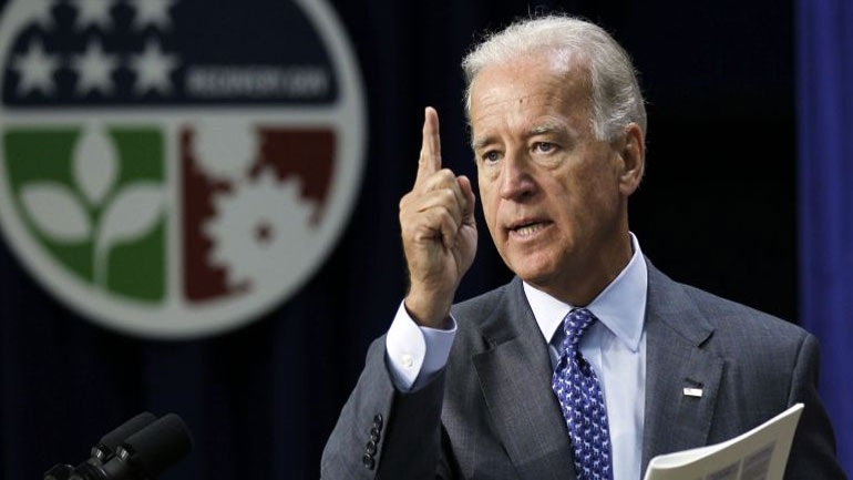 Ο Τζο Μπάιντεν υποσχέθηκε μικρότερα οικονομικά βάρη για τις οικογένειες των μειονοτήτων