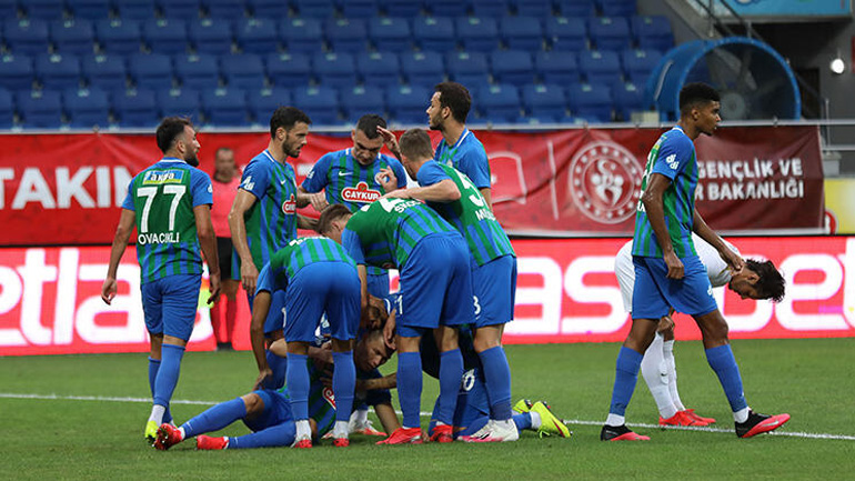 Η τουρκική ομοσπονδία ακύρωσε όλους τους υποβιβασμούς, λόγω κορωνοϊού