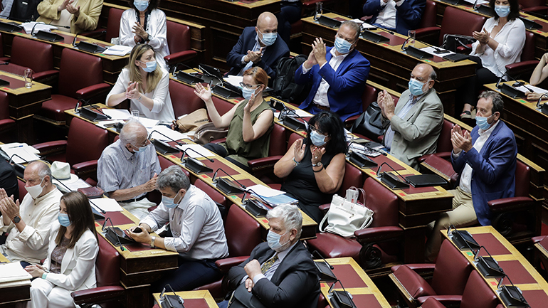 Βουλή: Δεκτό κατά πλειοψηφία το νομοσχέδιο του υπουργείου Οικονομικών