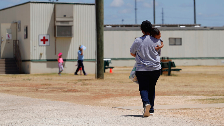 Ιταλία: «Εξαιρετικά μεγάλη ροή» μεταναστών εξαιτίας της πανδημίας