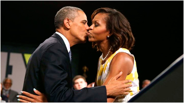 Η Michelle Obama αποκάλυψε τι ερωτεύτηκε στον Barack Obama