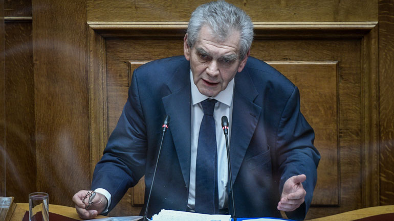 Στον Άρειο Πάγο παρέδωσε η Βουλή το υλικό που αφορά την πρόταση παραπομπής του Δ. Παπαγγελόπουλου