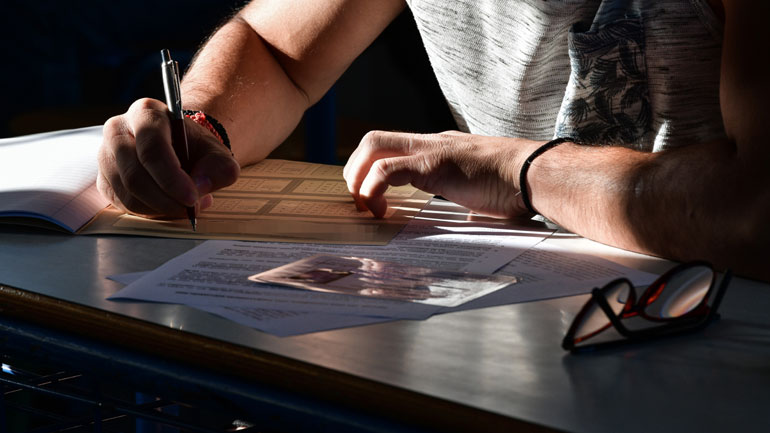 «Ναι» από την Κομισιόν για εξ αποστάσεως εκπαίδευση στα σχολεία λόγω κορωνοϊού