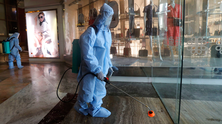 Ινδία:  Θετικός στον ιό βρέθηκε ο υπουργός Εσωτερικών – Εισήχθη στο νοσοκομείο