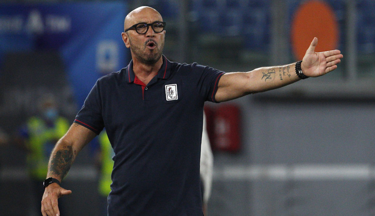 «Τέλος» ο Τζένγκα από την Κάλιαρι