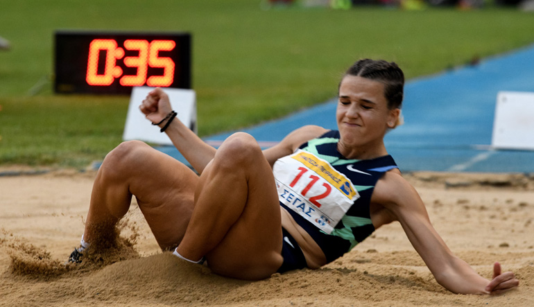Στίβος: Πανελλήνιο ρεκόρ Κ20 στο μήκος η Καρύδη