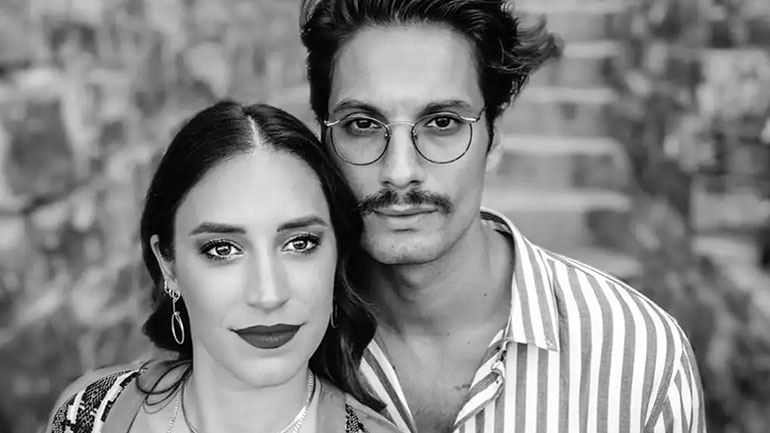 Γιώργος Καράβας: Καυτά φιλιά με τη σύζυγό του σε κοινή θέα!