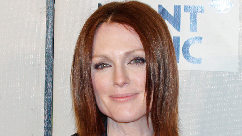 Η Τζούλιαν Μουρ επαναπροσδιορίζει τον ρόλο της στην ταινία «The Kids Are All Right»