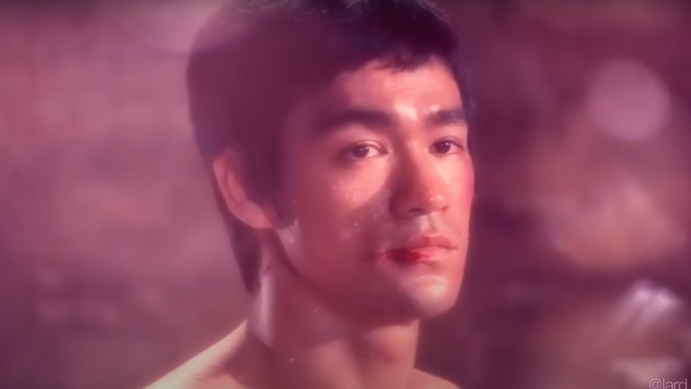 Μια «ρομαντική» έκδοση του Bruce Lee εναντίον του Chuck Norris