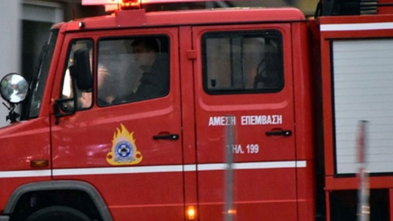 Καλαμάτα: Πυρκαγιά καίει δασική έκταση