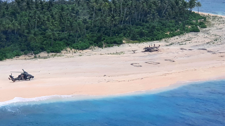 Η συγκλονιστική ιστορία τριών ναυαγών που σώθηκαν από ένα «SOS» σε ακατοίκητο νησί
